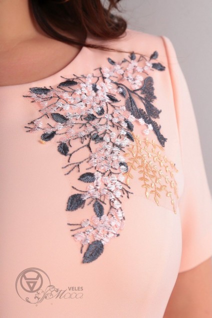 Платье 1635 персик Ксения стиль