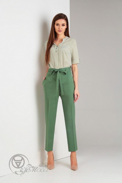 Костюм брючный 712 зеленые брюки Milora
