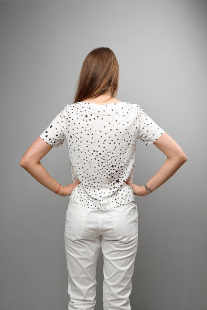 Блузка 1051 белый + звёзды Mita Fashion
