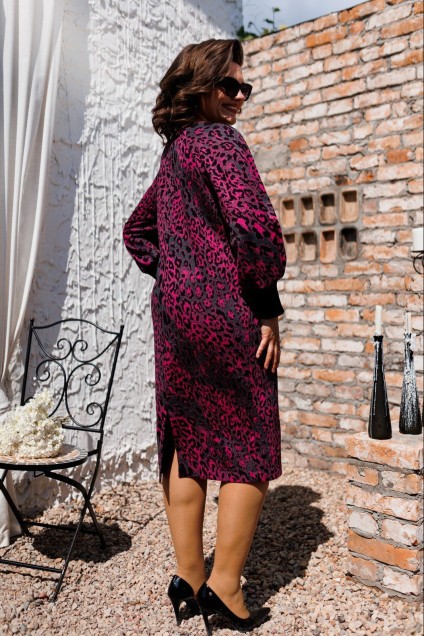 Платье 1-2450 малиновый леопард Romanovich style
