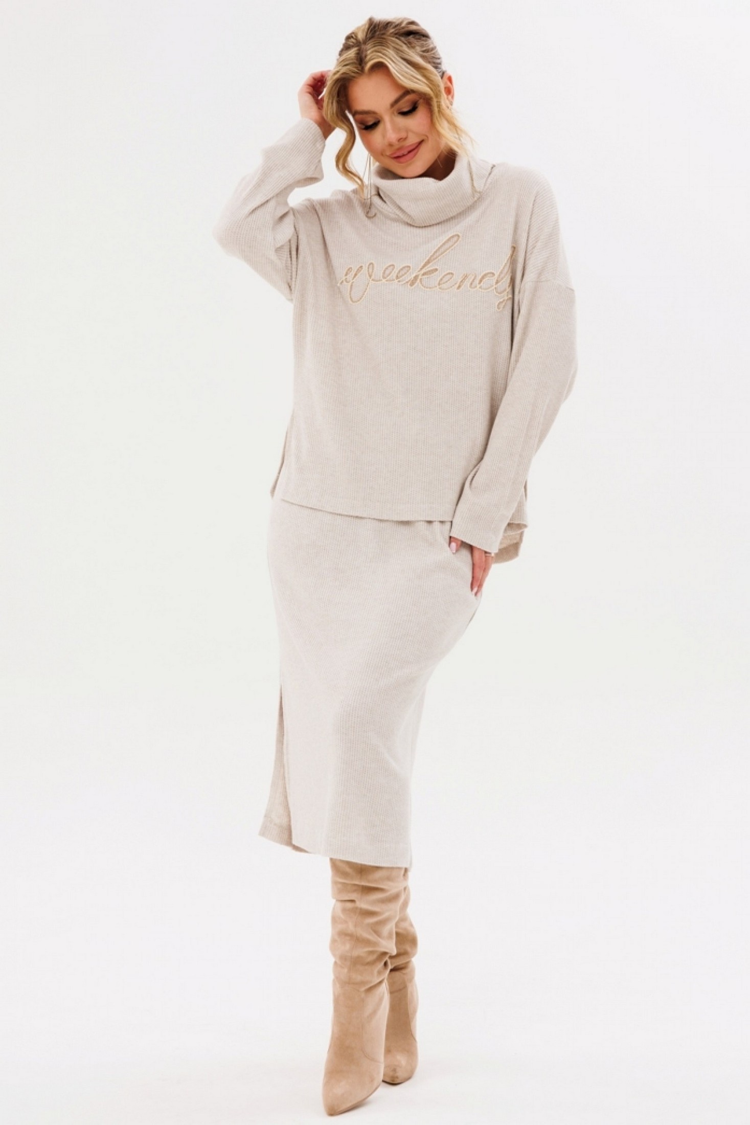 Костюм с юбкой 1551 бежевый Faufilure Костюм с юбкой 1551 бежевый Faufilure