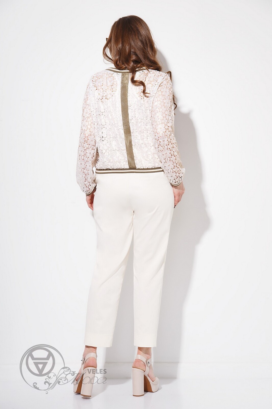 Бомбер 1105 беж Anna Majewska