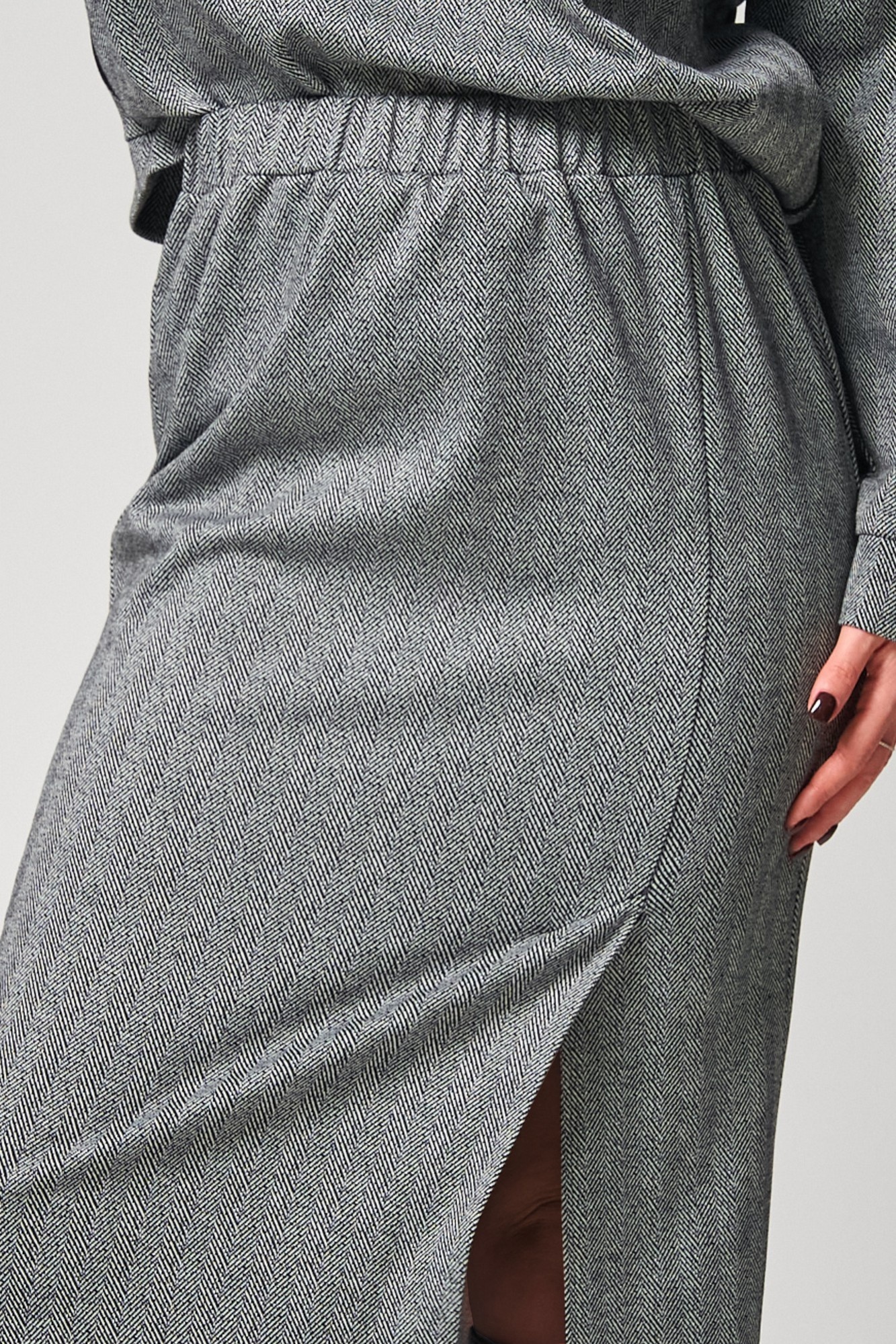 Костюм с юбкой 373 серый LAIKONY