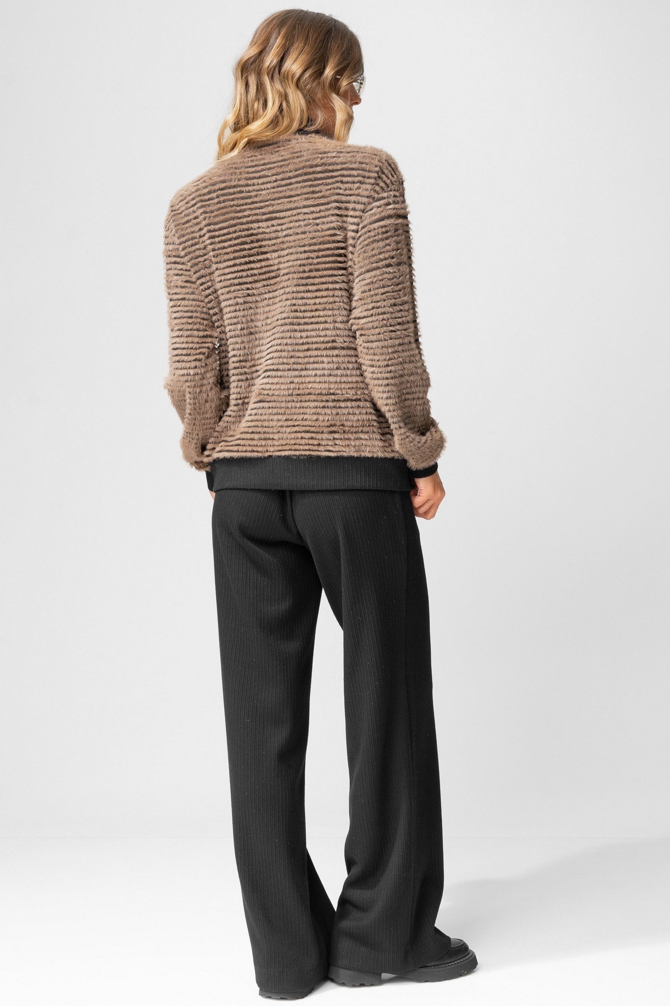 Костюм брючный 383 табак + черный LAIKONY фото 2 Костюм брючный 383 табак + черный LAIKONY фото 2