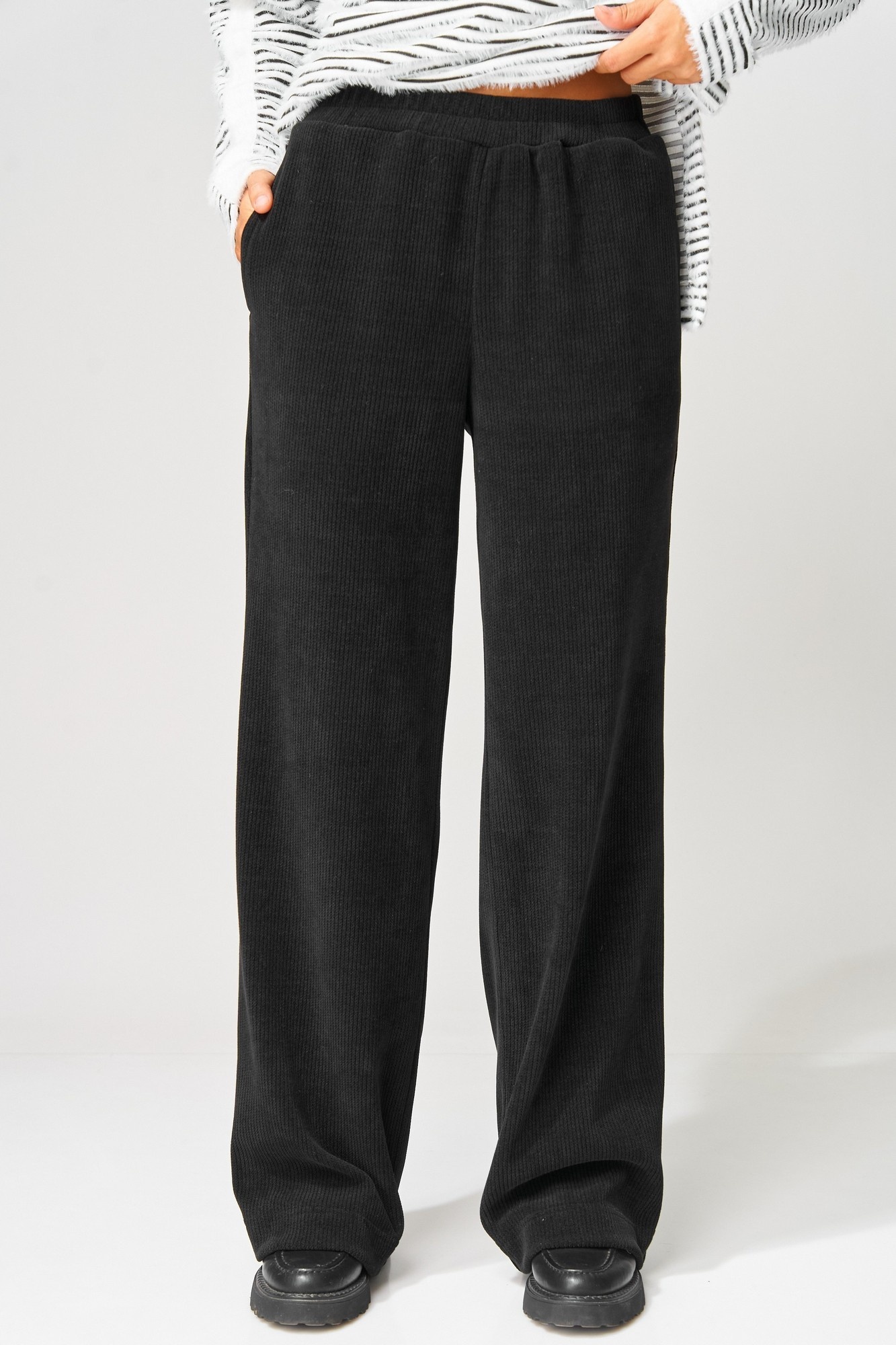 Костюм брючный 693 черно-белый LAIKONY фото 4 Костюм брючный 693 черно-белый LAIKONY фото 4