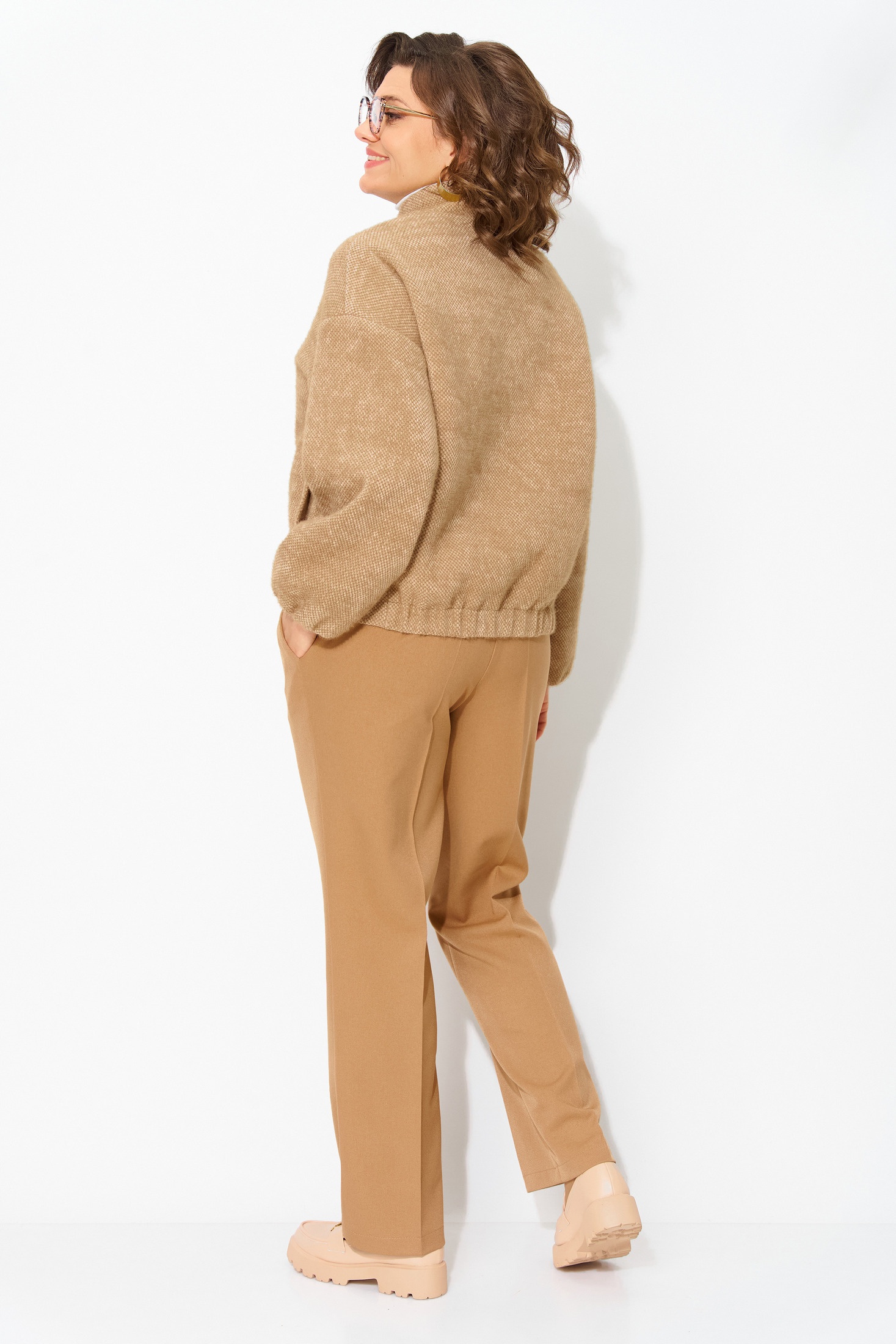 Костюм брючный 1481БрПн кэмэл Liliana-style фото 2 Костюм брючный 1481БрПн кэмэл Liliana-style фото 2