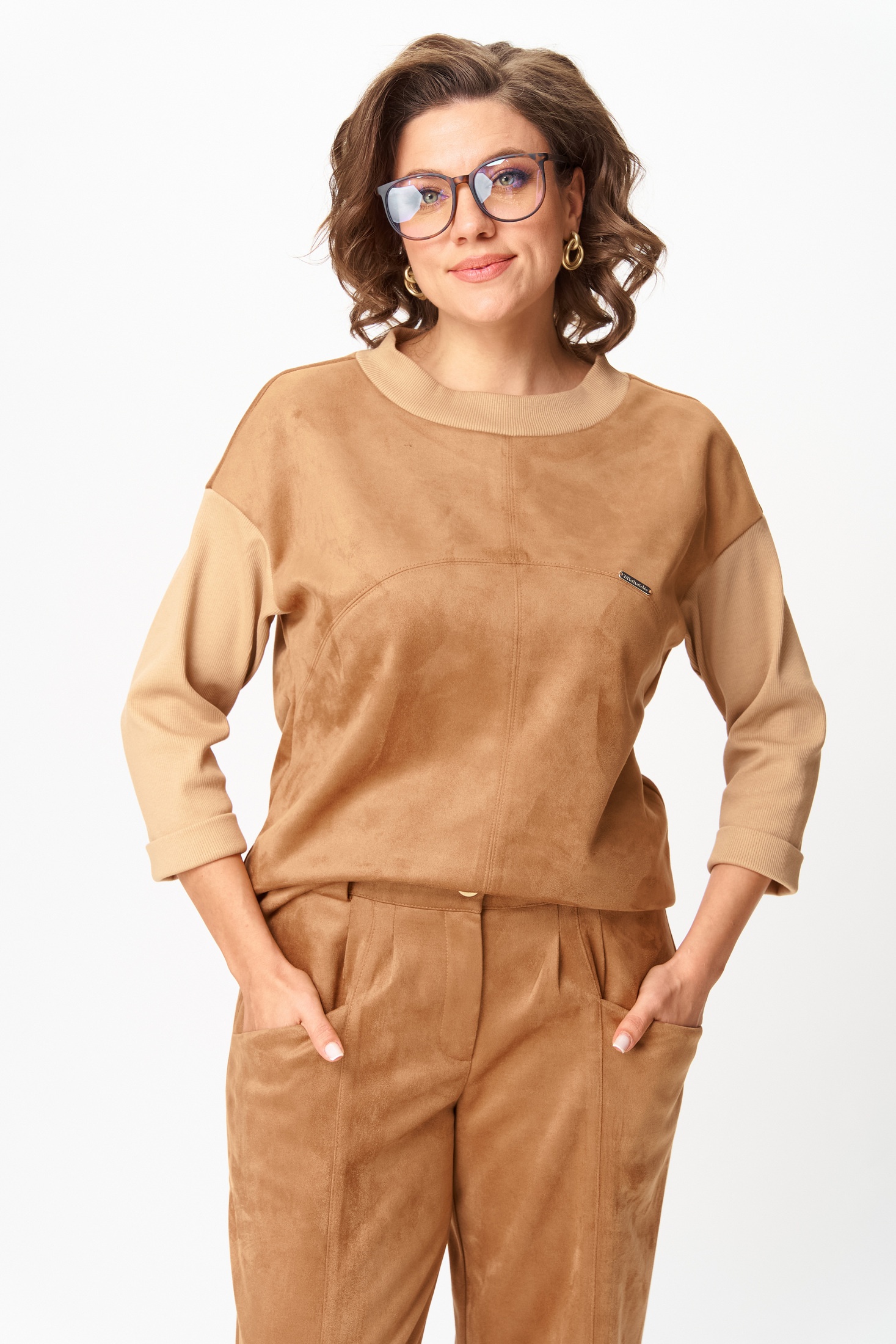 Костюм брючный 1432 светло-коричневый Michel Chic фото 4 Костюм брючный 1432 светло-коричневый Michel Chic фото 4