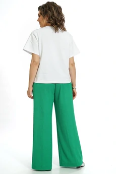 Костюм брючный 2560 молоко + зеленый ALANI