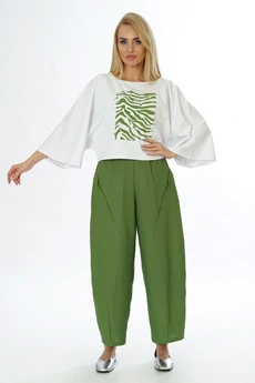Костюм брючный 2565 молоко + зелень ALANI