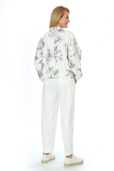 Костюм брючный 2568 молоко ALANI