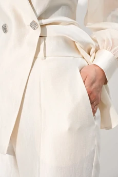 Костюм брючный 1111 AMUAR