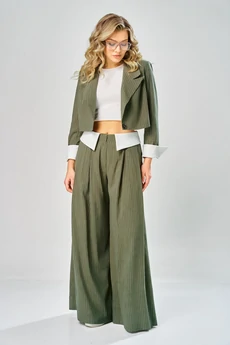 Костюм брючный 1012 хаки в белую полоску ARTELLA