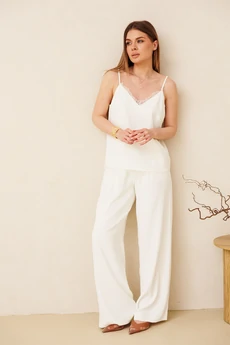 Костюм брючный 2160-1 молоко Ambera style