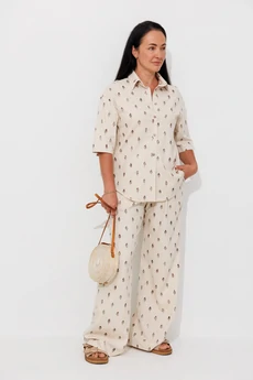 Костюм брючный 2168 бежевый + напыление листья Ambera style