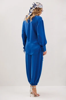 Костюм брючный 1357 васильковый Anastasia