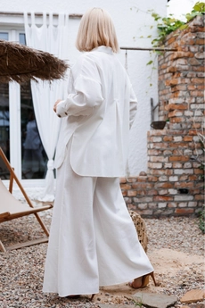 Костюм брючный 975К белый Anastasia
