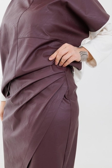 Костюм с юбкой 1262 слива Anelli