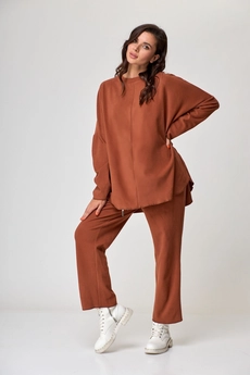 Костюм брючный 1269 терракот Anelli
