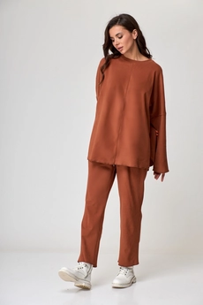 Костюм брючный 1269 терракот Anelli