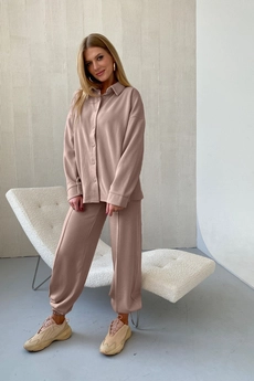 Костюм брючный 2306 капучино BRELA
