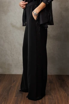 Брюки 3222 черный BUTER