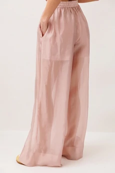 Костюм брючный 3284 розовый BUTER