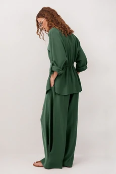 Костюм брючный 3336 изумруд BUTER