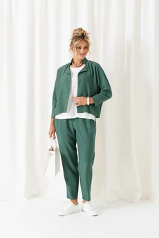 Костюм брючный 6457 бутылочно-зелёный Beautiful&Free