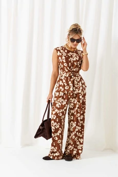 Костюм брючный 6476 молочно-коричневый Beautiful&Free