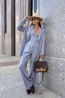 Костюм брючный 0210-3 серый Continental Fashion
