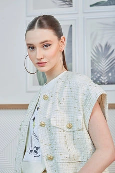 Жилет 9327 DAVYDOV
