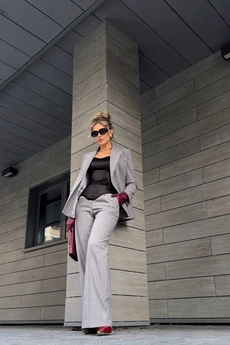 Брюки 040 мелкий квадратик DNM