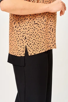 Костюм брючный 7044-2 капучино Дали