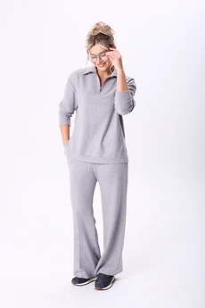 Костюм брючный 2107 серый Diamant