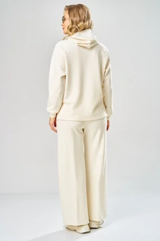 Костюм брючный 2147 экрю Diamant