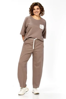 Костюм брючный 2156 капучино Diamant