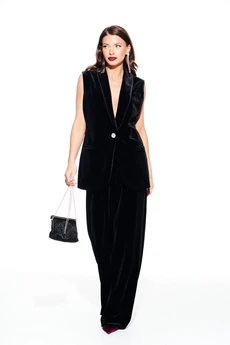 Жилет 3921 черный Elletto Life