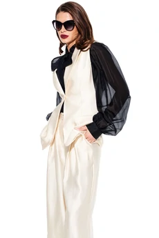 Жилет 3922 сливочный Elletto Life