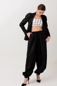 Костюм брючный 10041005 черный ERTANNO