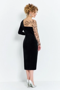 Платье 570 черный Euro Moda