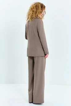 Костюм брючный 620 бежевый Euro Moda