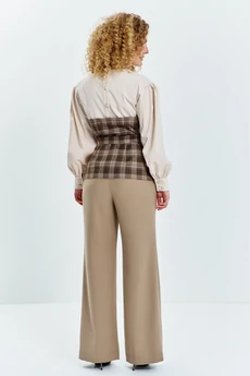 Костюм брючный 627 бежевый Euro Moda
