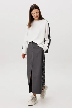 Костюм с юбкой 5377 серый FantaziaMod