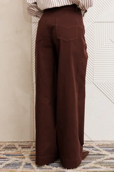 Брюки 35377 шоколадный джинс GIZART