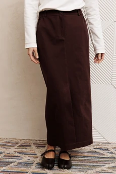 Костюм с юбкой 5425 молочный + шоколадный джинс GIZART