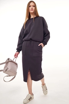 Костюм с юбкой f7056-30-03 графит GO wear