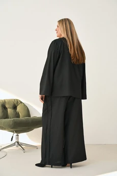 Костюм брючный 7230 черный лен Gratto