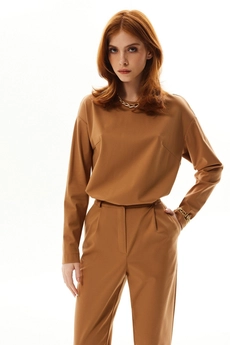 Костюм брючный 6547 коричневый Golden Valley