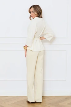 Костюм брючный 6763 бежевый Golden Valley