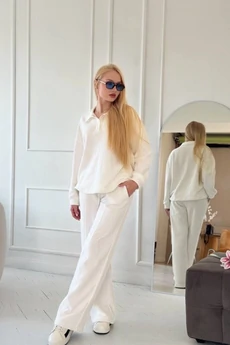 Костюм брючный 25ICY092М молочный ICY Street